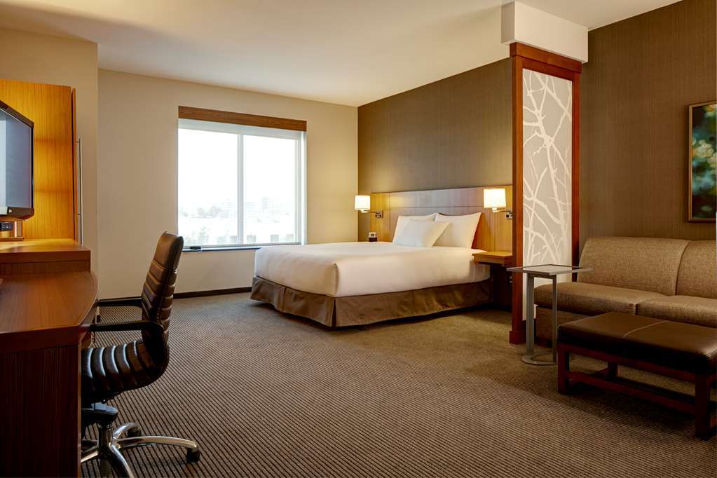 Hyatt Place Blacksburg/University Room photo